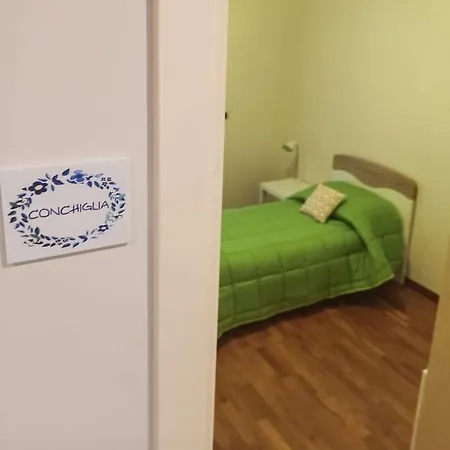 Bed & Breakfast At Home Taranto B&B